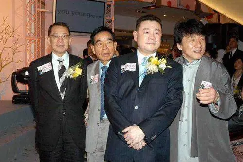 关之琳:高尔夫,职业小三,推搡原配导致流产?这全都是假的