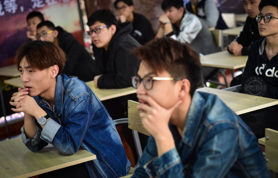 大学若报考这5大专业，尽量攻读第二学位，学长：毕业好处多多