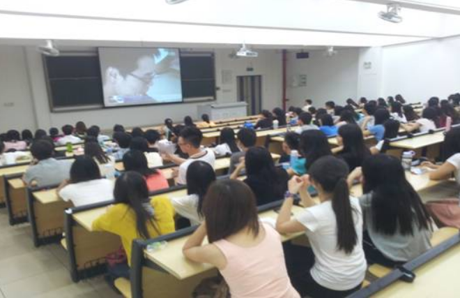 “985”和“普通本科”真正区别？通过4组数据对比，带你理解差别