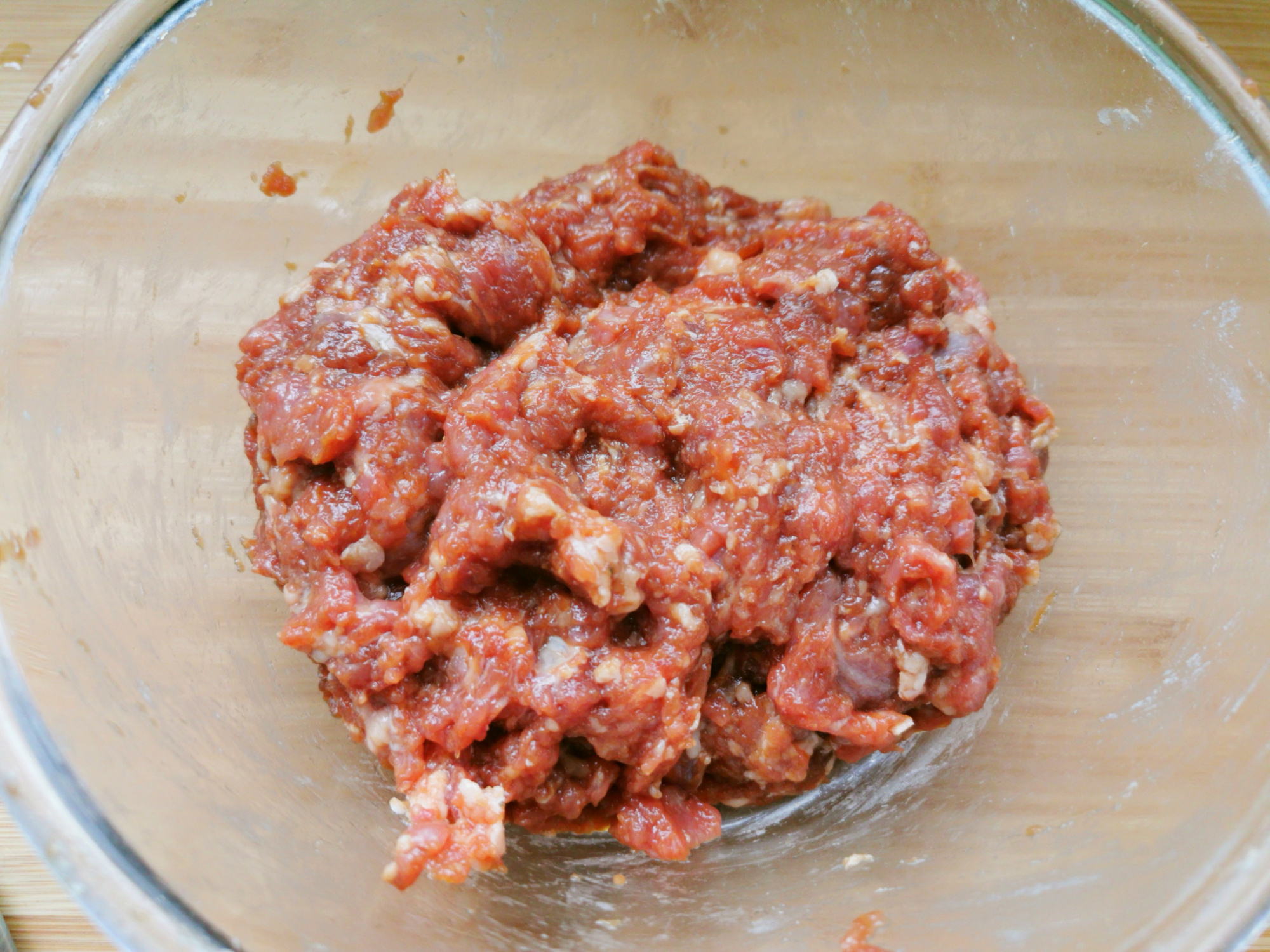 羊肉馅怎么调?调料怎么用去腥提鲜?多做两步肉馅鲜嫩多汁不腥膻