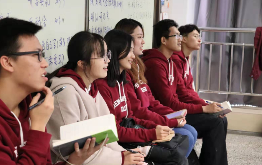 500分左右录取的师范院校，实力强悍且口碑好，中等考生多留意