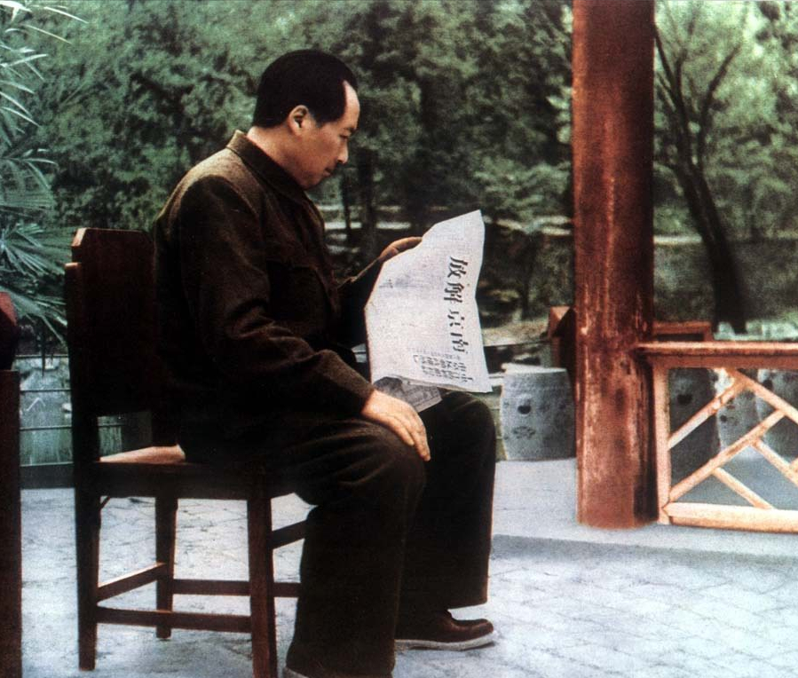 中央三次调陈龙保护毛主席，但都被他拒绝，这是为何？