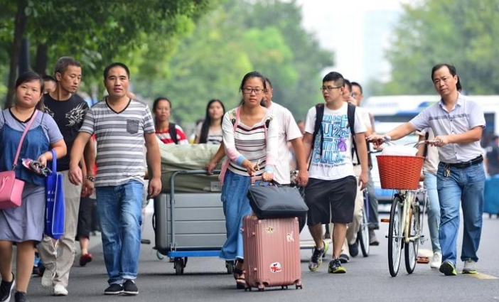 为什么同一所大学里，既有一本又有二本，两个批次之间差别在哪？