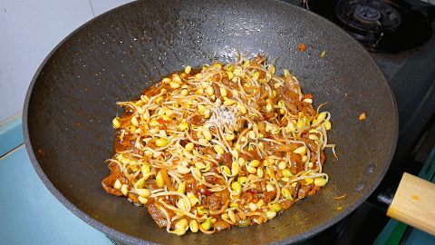 炒黃豆芽,炒黃豆芽的家常做法
