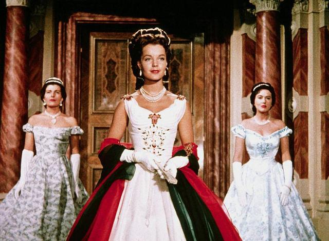 奥匈帝国系列电影之《茜茜公主》第三部——皇后的悲惨命运