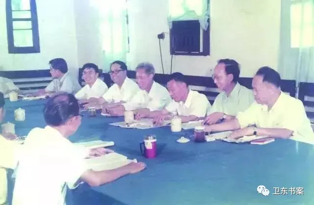 突破传统的江大高教模式（1）