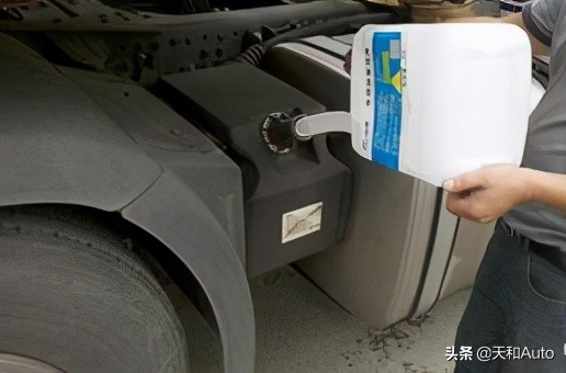 趣味问题：柴油汽车需要「SCR」，汽油车会不会也被要求加尿素？