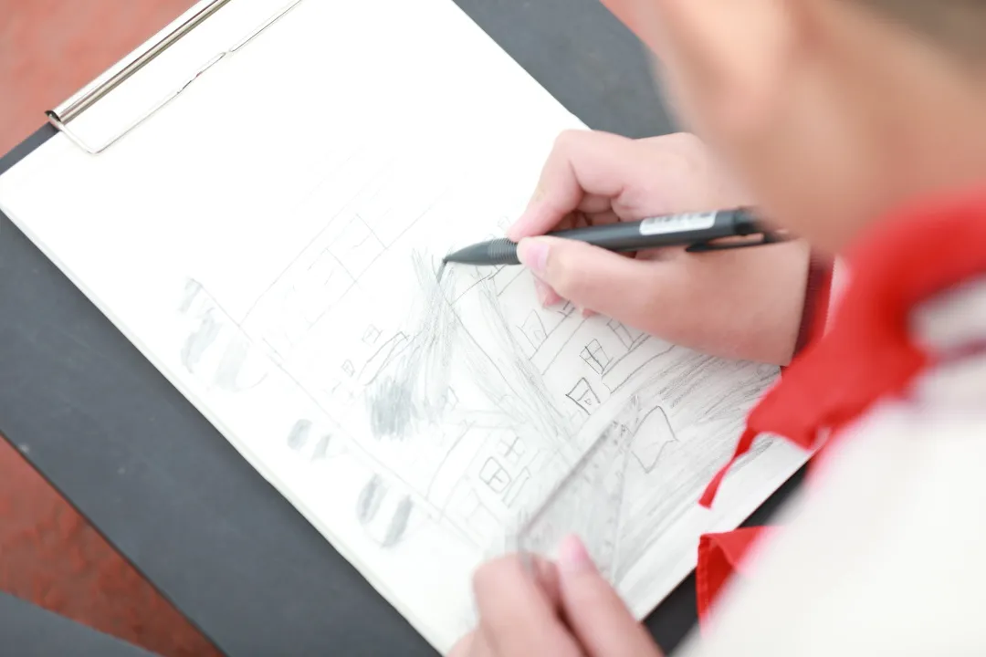 美育宇通 绘出不一样的校园