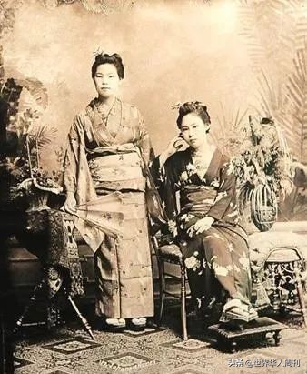 这部《人民日报》安利的“黄片”，揭露了近代日本最羞耻的一面