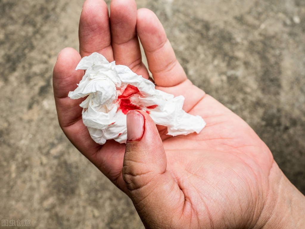 突然便血了？为你专业解读3种最常见的便血，各代表哪些疾病预警