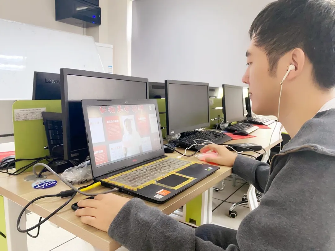 老师化身“主播”？快看过来，新学期网课开始啦