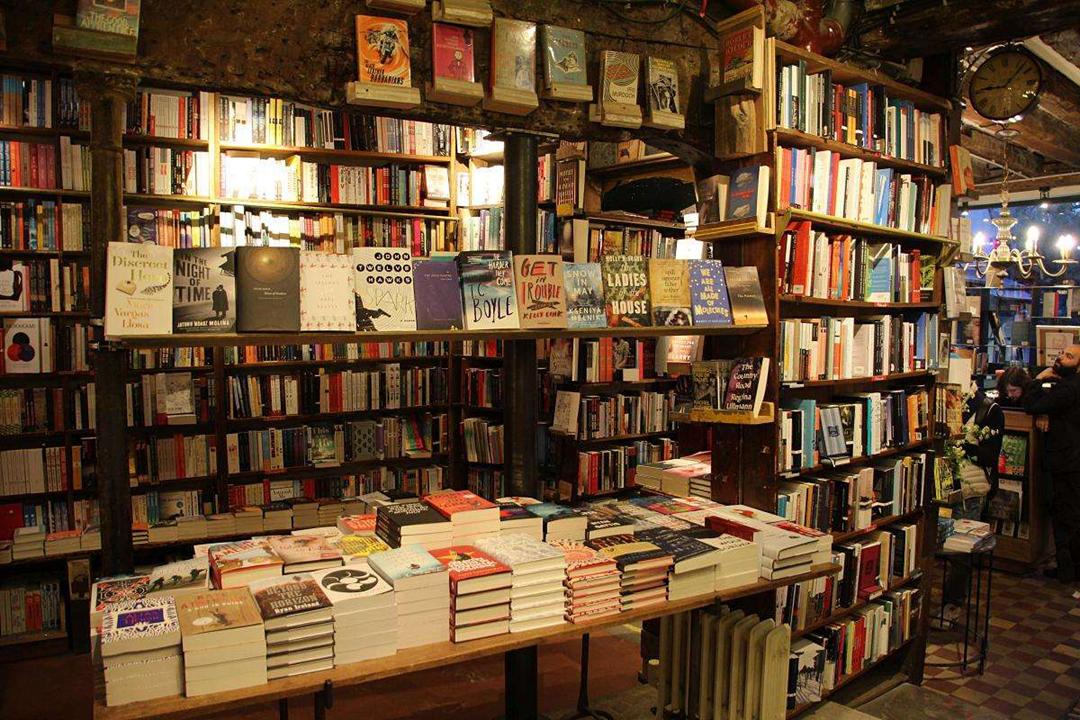 开书店能盈利吗？个人创业开书店需要具备什么条件？