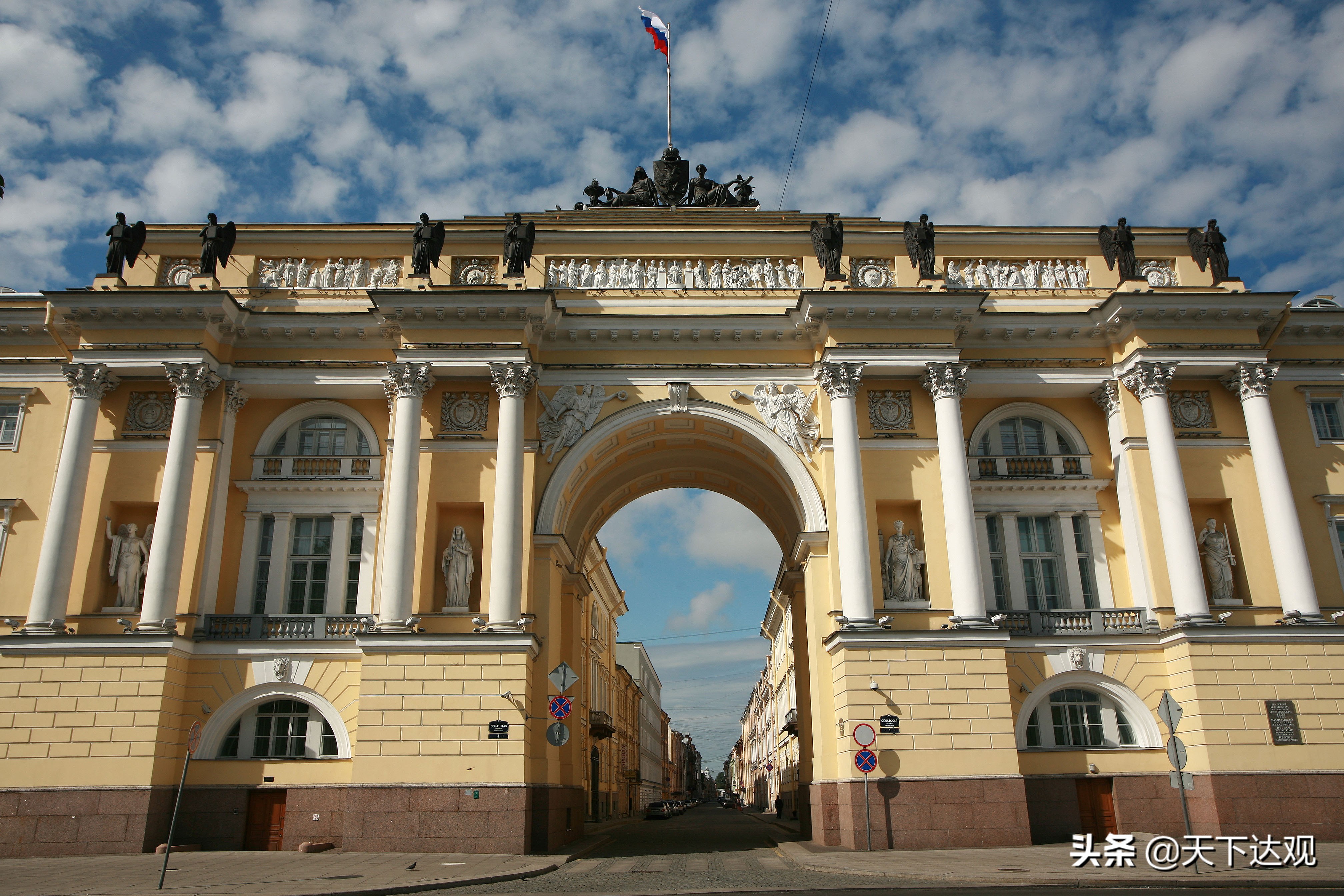 圣彼得堡国立大学｜俄语世界第一所大学，世界著名公立研究型大学