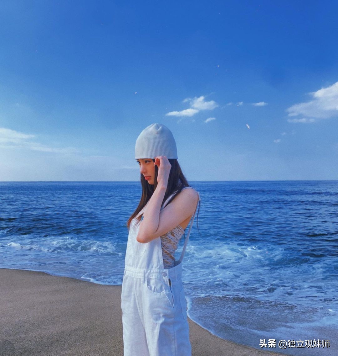 美貌不输明星，韩国最美伴舞noze，学院风穿搭气质出尘