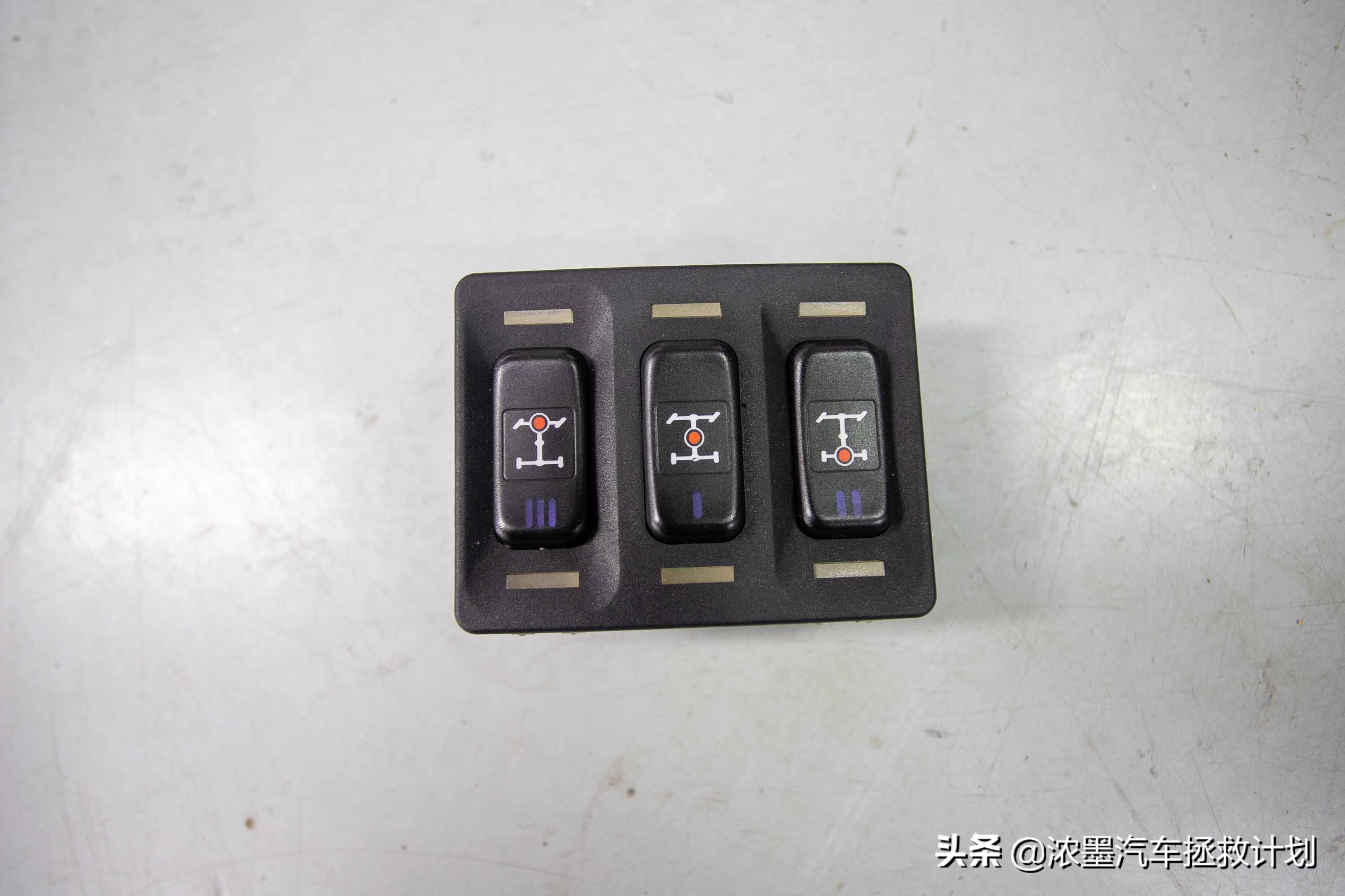 「两极反转」2009款奔驰G55内饰全面换装升级，结尾有惊喜
