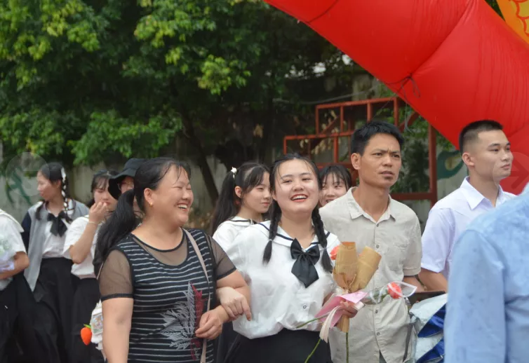 成人礼 | 以梦为马，不负韶华，十八而至，青春飞扬