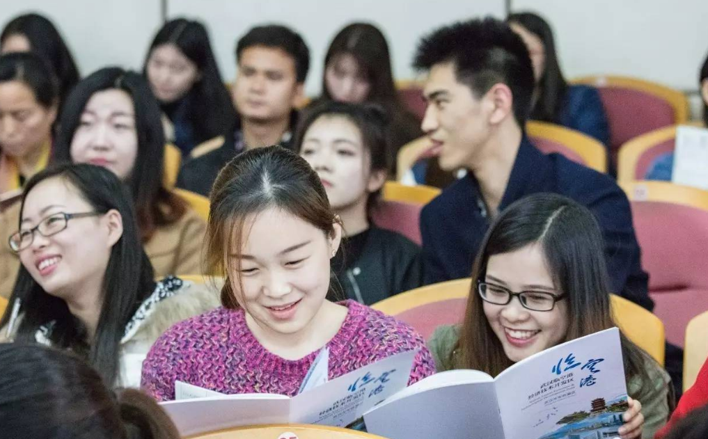 大学学费能有多贵？这所院校学费高达15万，只有两个专业