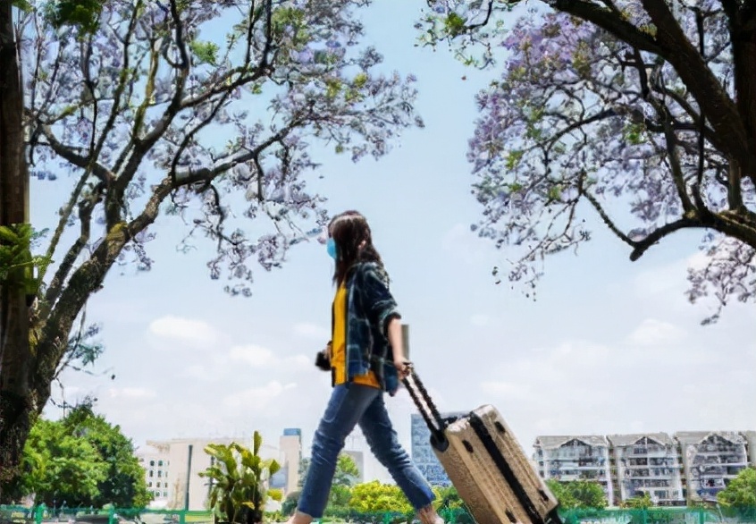 大学食堂档口挣钱吗（高校食堂四十元吃不饱）