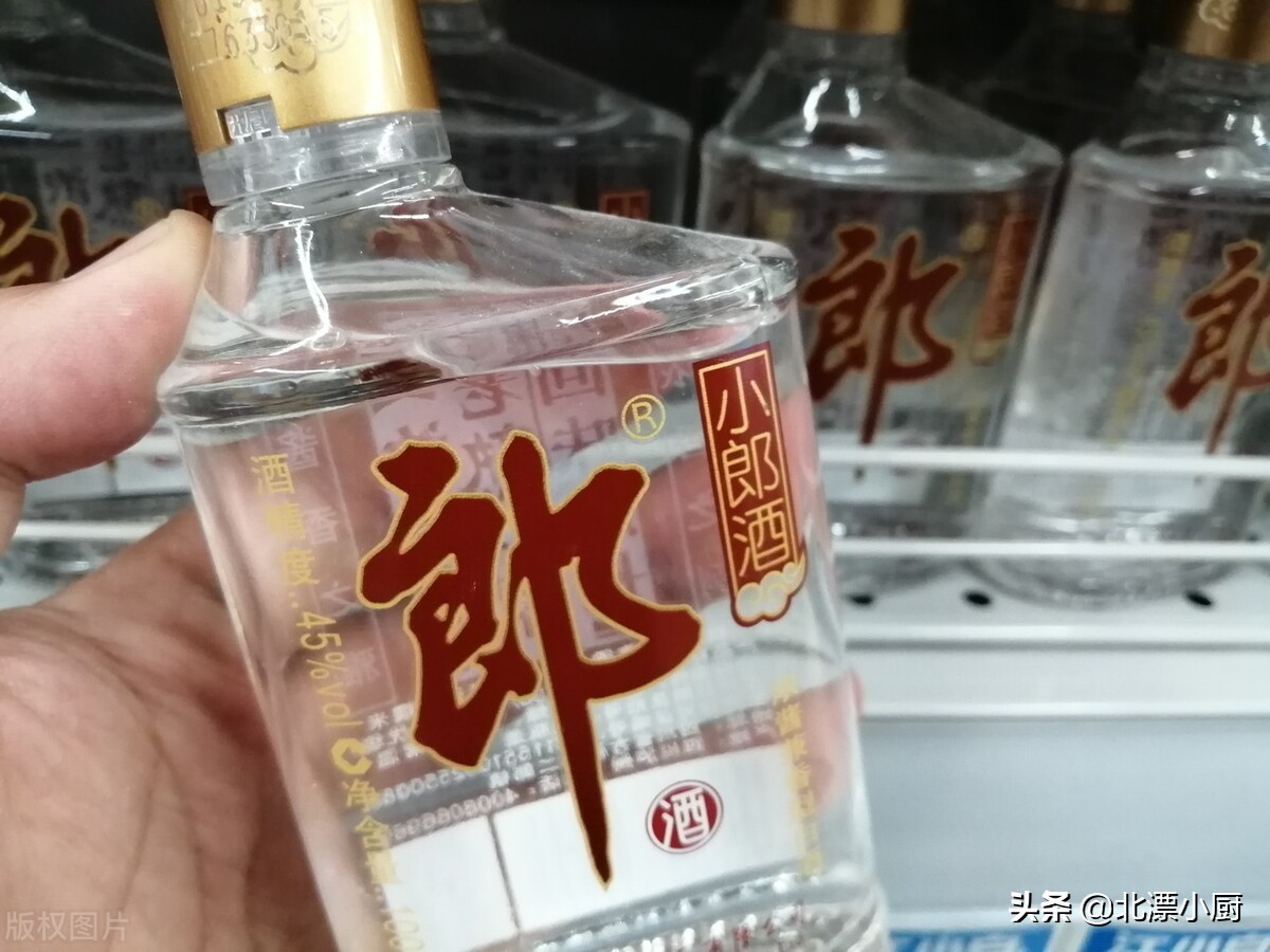 全国哪里产的白酒最好喝？中国十大白酒排行榜，看看你喝过几种？