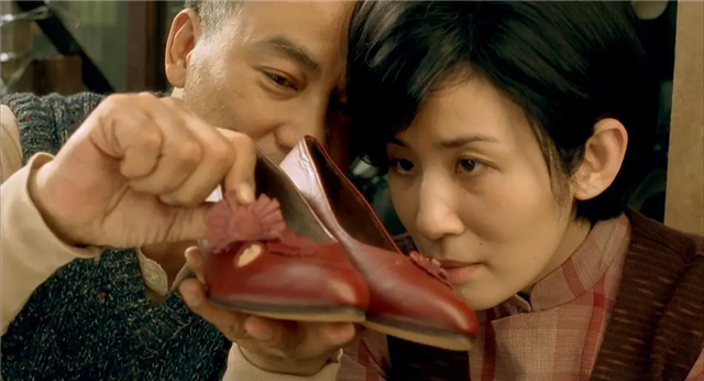 豆瓣8.7，任达华封帝之作《岁月神偷》，近十年最好的香港电影