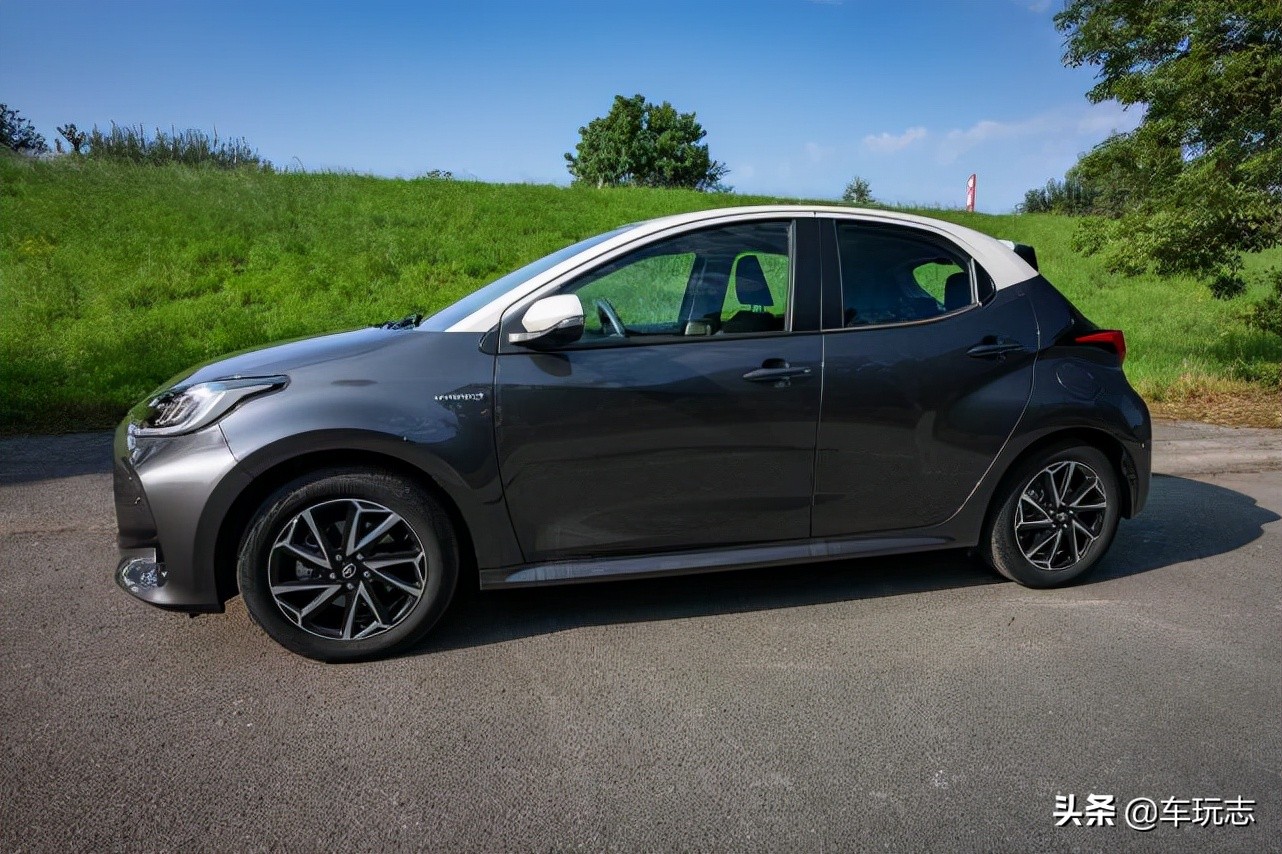 试驾全新丰田雅力士混合动力Yaris Hybrid：微型车的乐趣