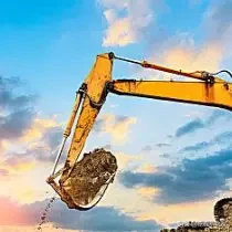 小心中招！挖机打不着火，修理工要价4200！最后仅花20元搞定