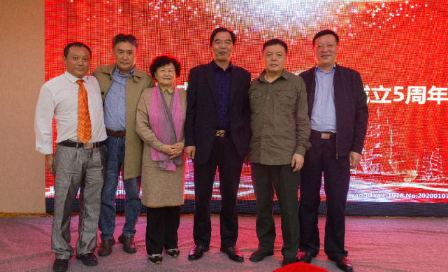 桂香时节又逢君——中国新闻传媒集团五周年庆典在南京成功举行