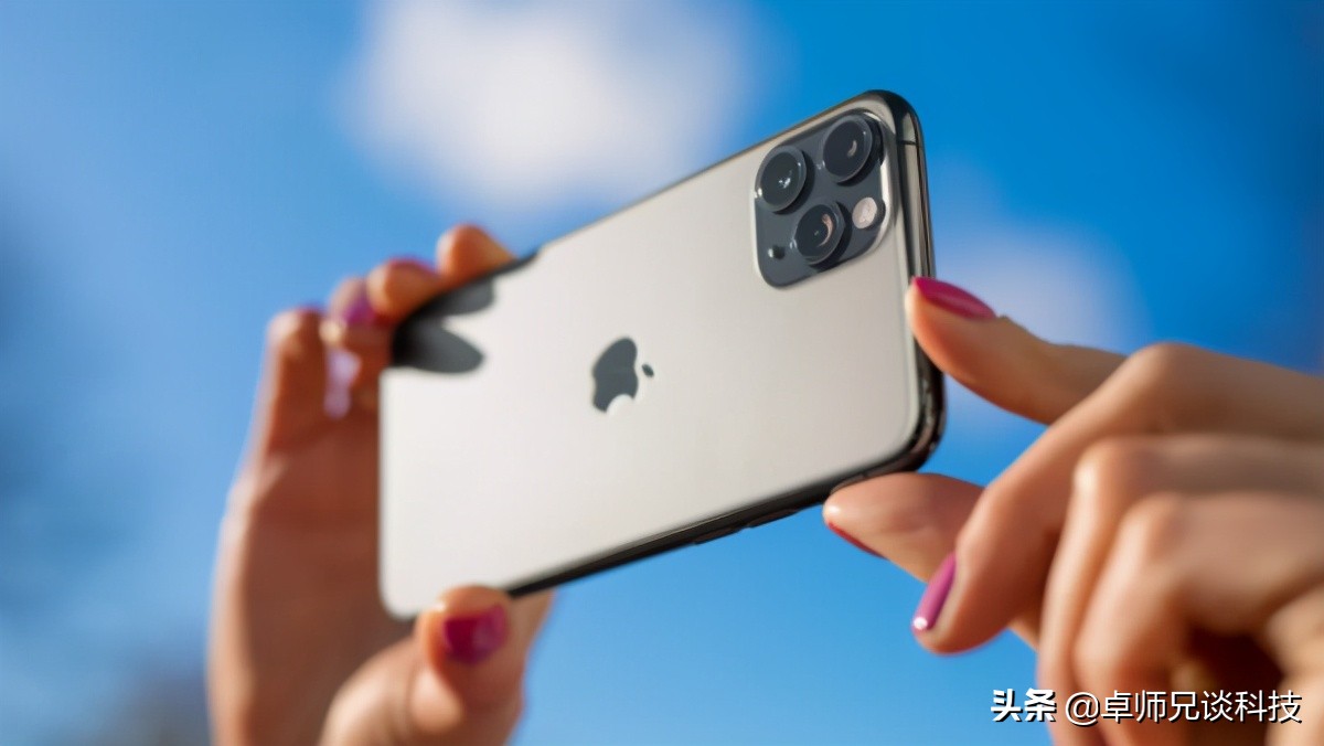 iPhone照片编辑指南：轻松实现图片镜像翻转与旋转裁剪技巧