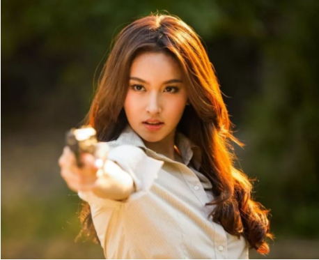 泰国最美的变性美女！让张家辉怀疑性取向的人妖，究竟有多美？