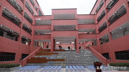 郑州市纬五路第一小学东岳校区新生入学仪式(图2)