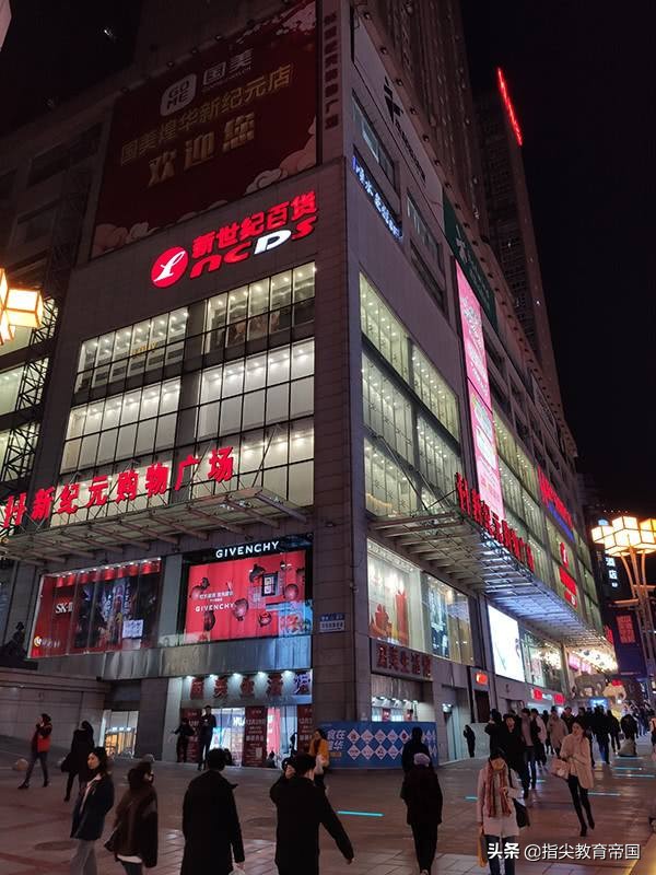 南郑高考落榜生自残：男追女遭拒，早恋阻碍前程？