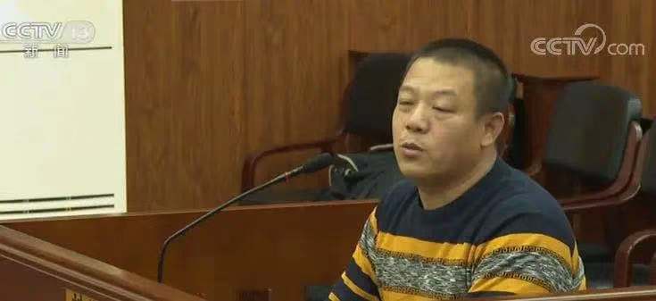 残疾按摩师反杀案二审维持4年判决，家属不接受互殴认定将申诉，律师称醉酒男上演“全武行”