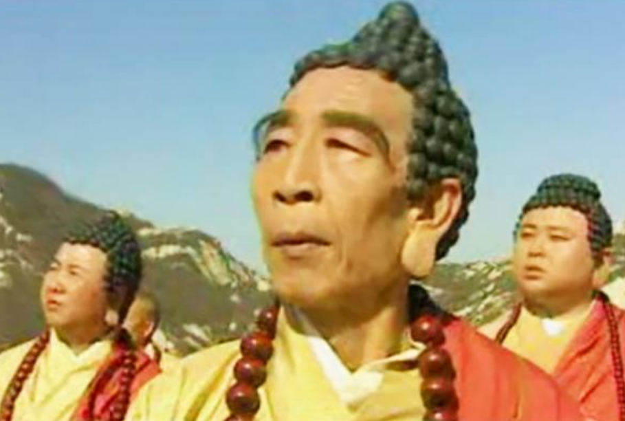太上老君身为道教领袖地位不如佛祖？为何会手捧礼物拜献如来佛？
