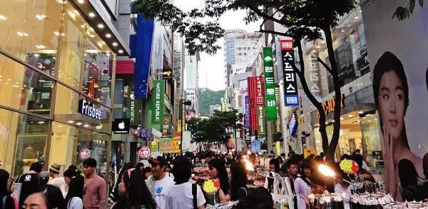 1995年韩国百货大楼20秒内倒塌，1400人被埋，是天灾，还是人祸？