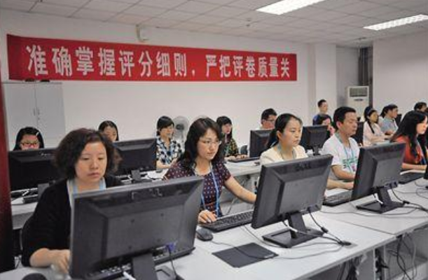 高考出现“神仙卷面”，字迹工整如印刷，阅卷老师看后不忍扣分