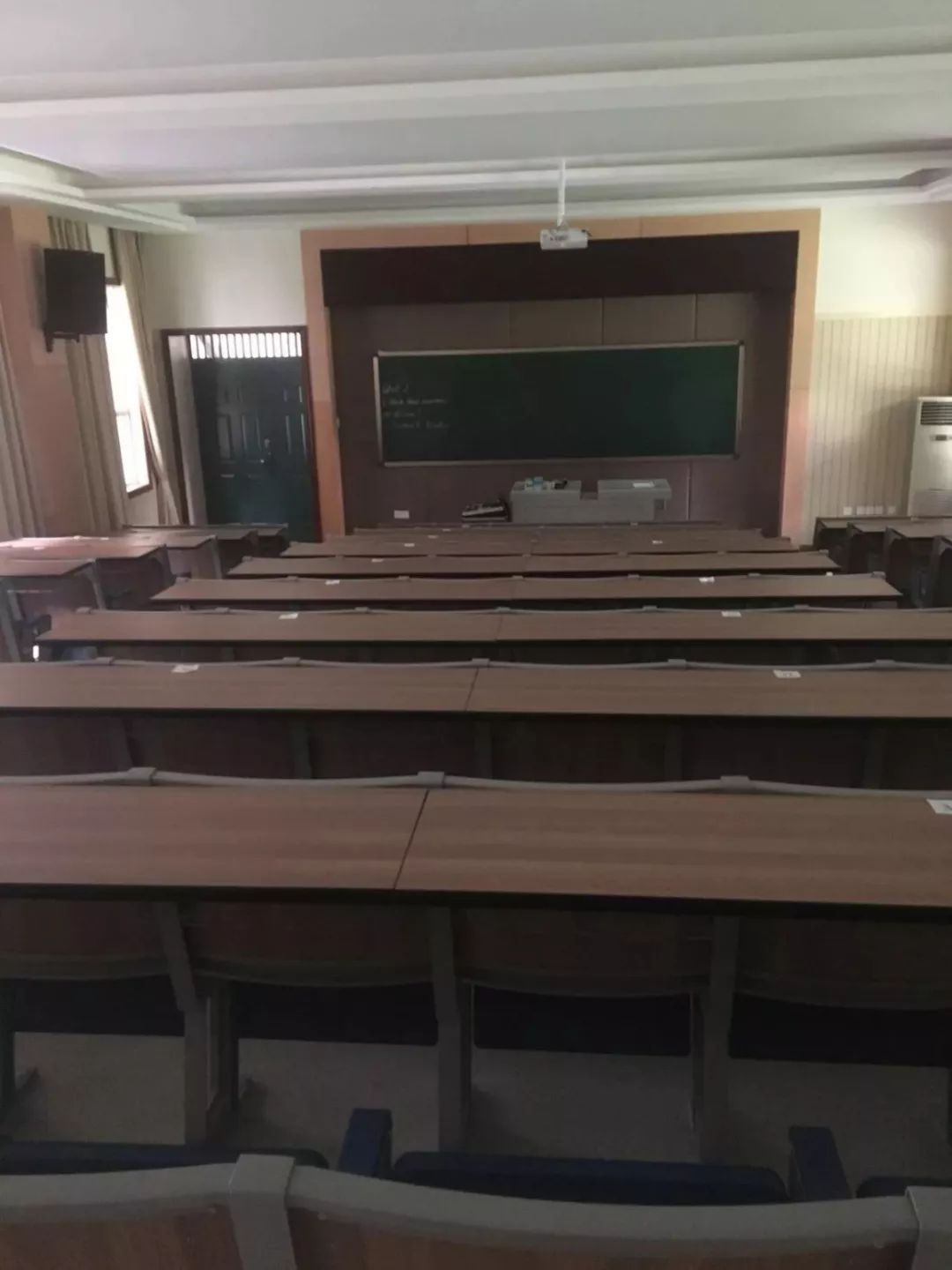 重庆一中各分校师资、学费、分班、作息等都在这里