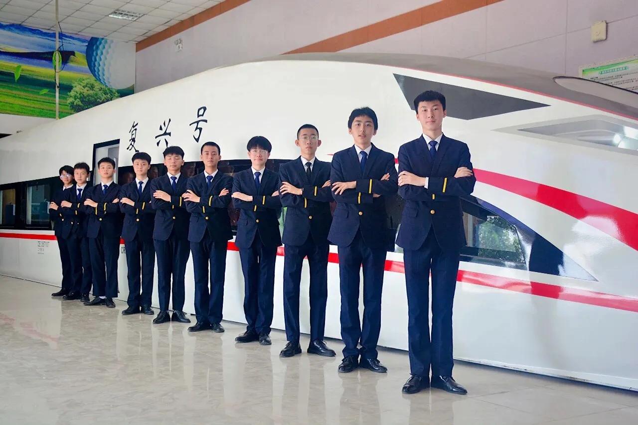 中职生家长“十之八九”不知道，这条升大学的路。5点为你详解