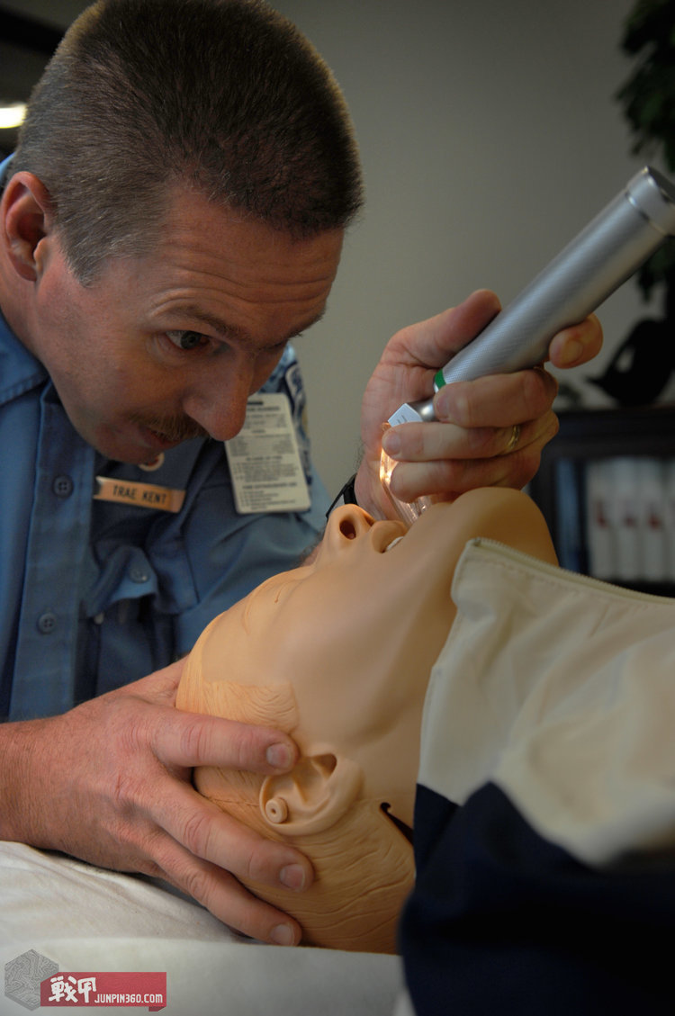 维持气道畅通！——浅谈战术急救呼吸保障技术