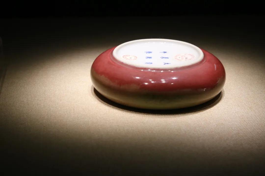 桃花泛绿豇豆红：康熙烧的名器竟如此美艳