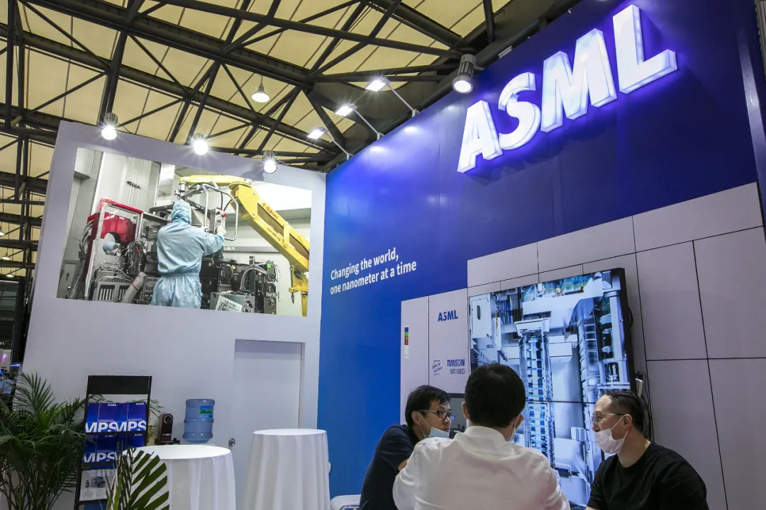 起底国产光刻胶，谁是“全村的希望”？