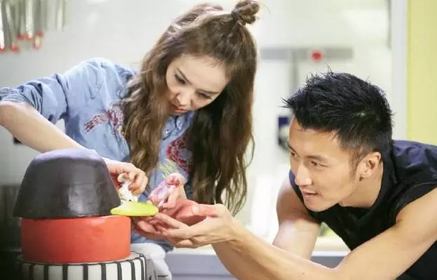 当蔡依林学会做蛋糕，糕点师：有人来砸场子了，还让不让人活了