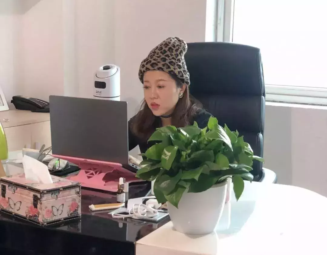 高薪月嫂多离异？揭秘月嫂高收入背后的故事