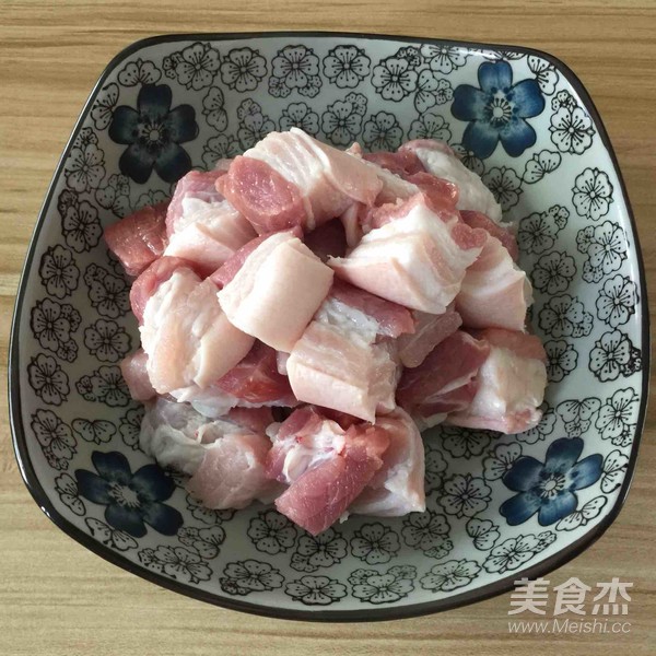 红烧肉最经典最好吃的正宗做法，肥而不腻，入口即化，家人都爱吃