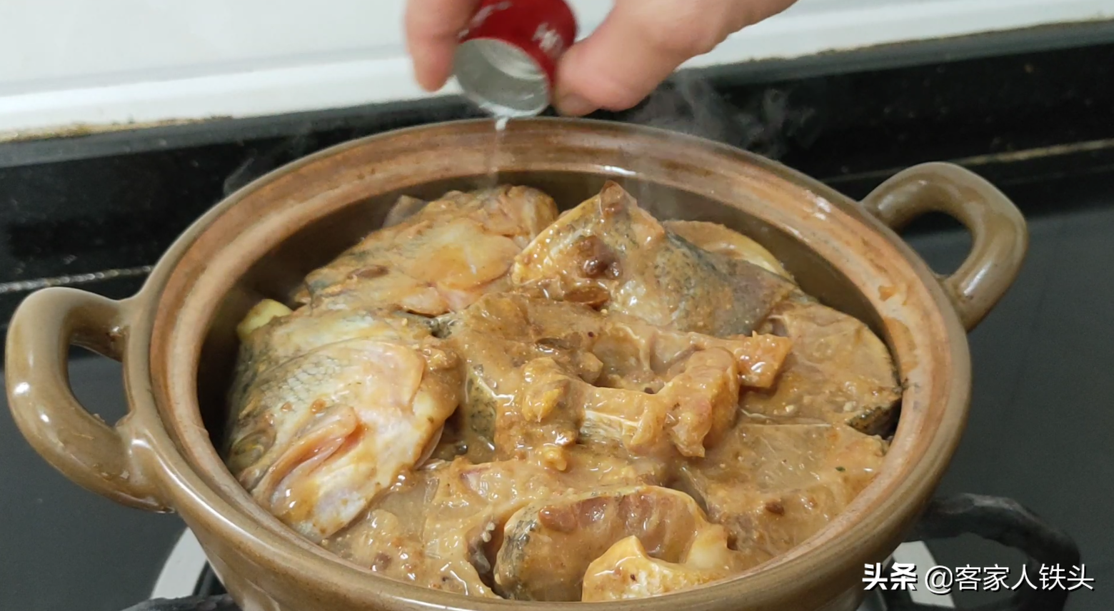 天冷吃鱼别煎炸，试试一个懒人做法，6分钟出锅，好吃不腥口感滑