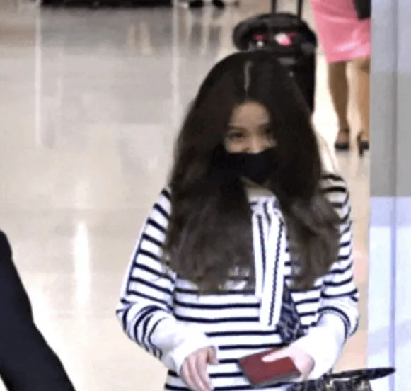 BLACKPINK智秀与足球队长恋爱传闻公开?aespa公开宿舍生活规则?