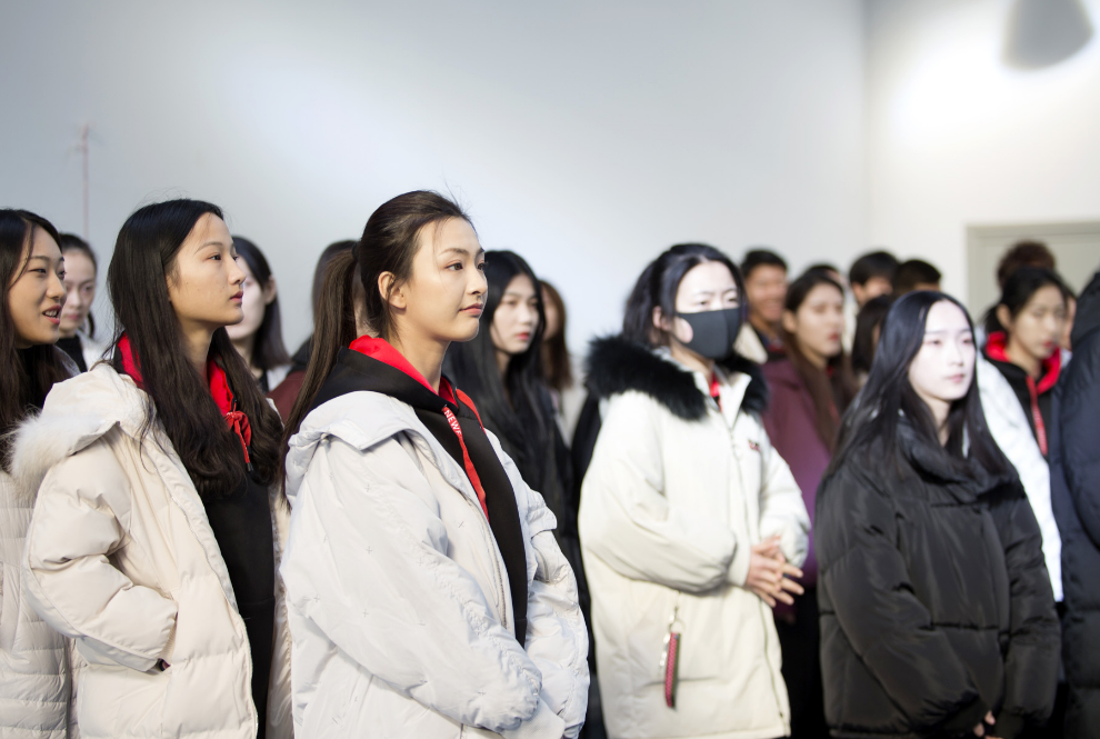 身高也跟高考有关？差一厘米就可能错失的专业，学生可别大意了