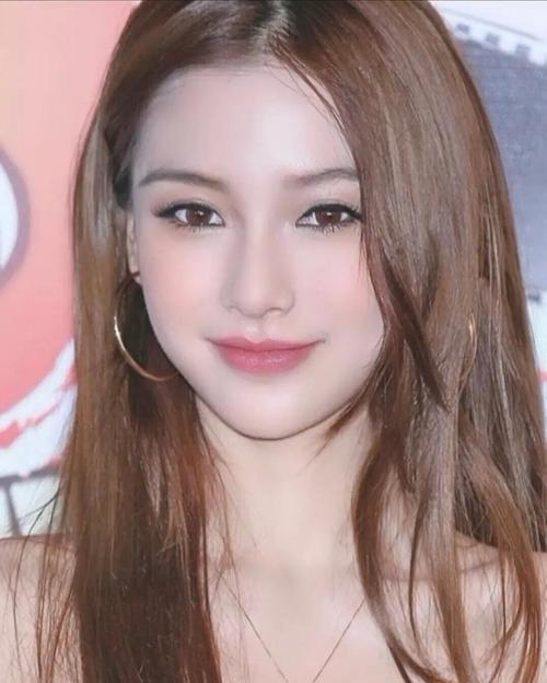 嫩模时期的Angelababy，美的惊人