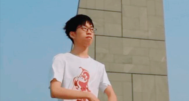 “天才少年”郑林楷：清华大学降分录取，19岁荣获“脑王”称号