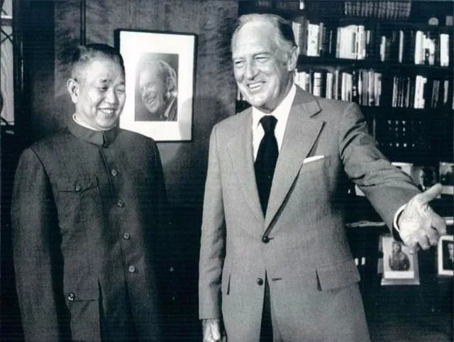 知人不评人,知事不声张