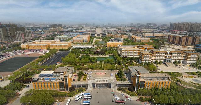 河南18个地市高校层次可划分为5个档，郑州1档，南阳新乡2档